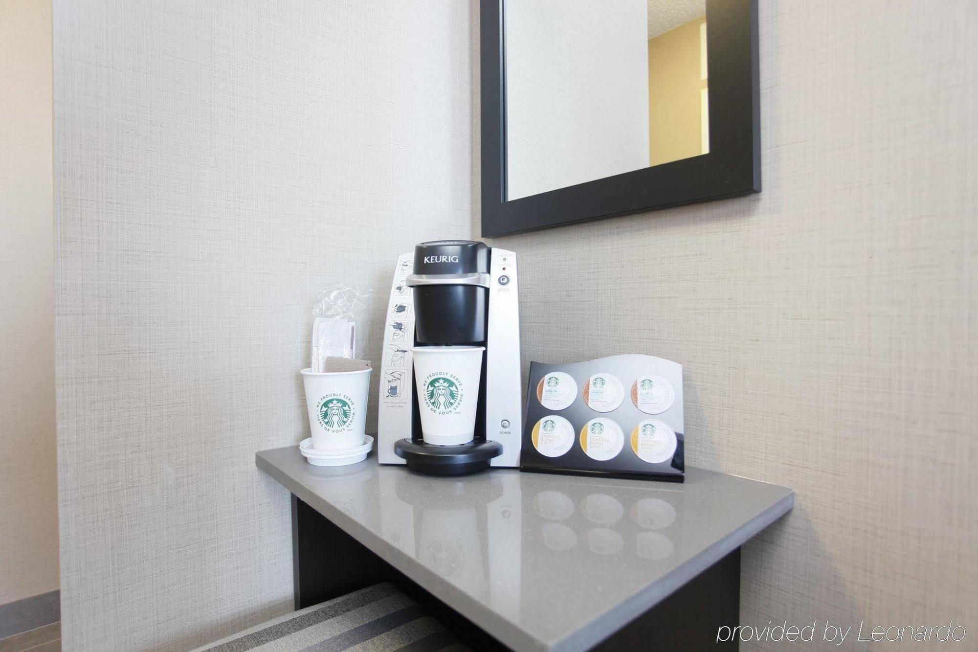 Holiday Inn Express Grande Prairie By Ihg Exterior foto